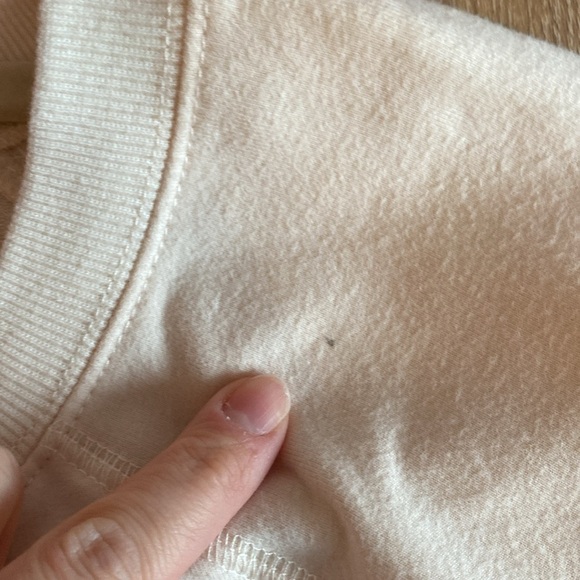 Wildfox All You Need Is Love Sweater Sz Small - Picture 13 of 13